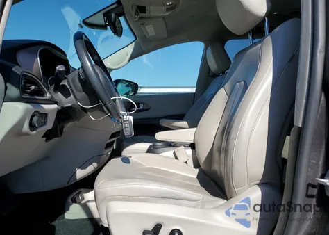 2018 Chrysler Pacifica Touring L из США, поврежденный, VIN 2C4RC1BG6JR127194
